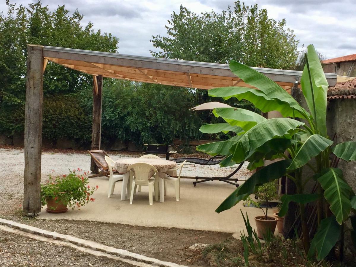 Ouche De Gravoire Gite Vallet Esterno foto