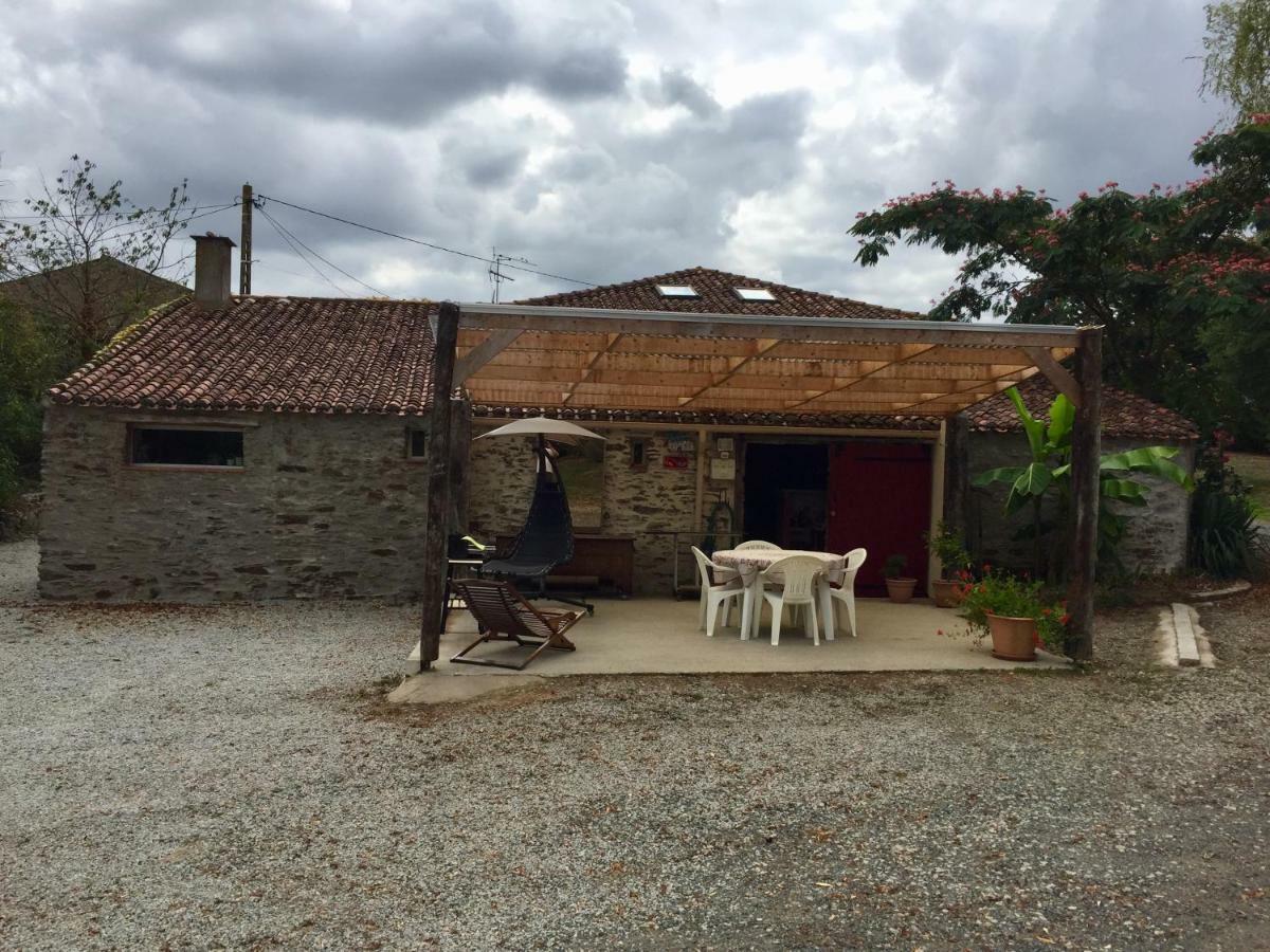 Ouche De Gravoire Gite Vallet Esterno foto